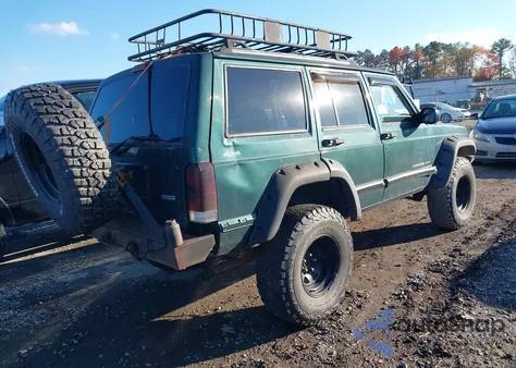 2000 Jeep Cherokee Sport from USA, damaged, VIN 1J4FF48S6YL147949